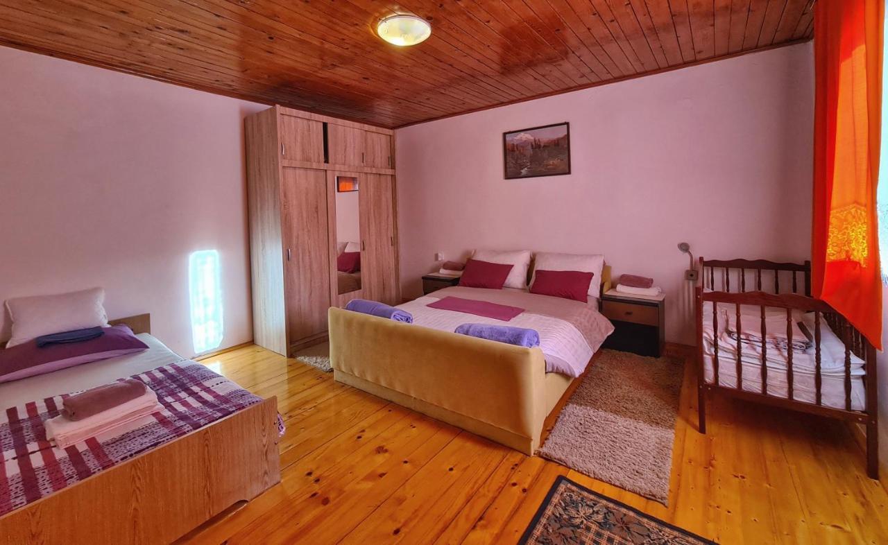 Holiday Home Radocaj スルニュ エクステリア 写真