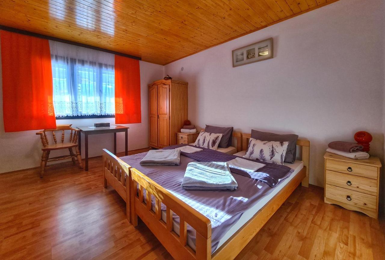 Holiday Home Radocaj スルニュ エクステリア 写真
