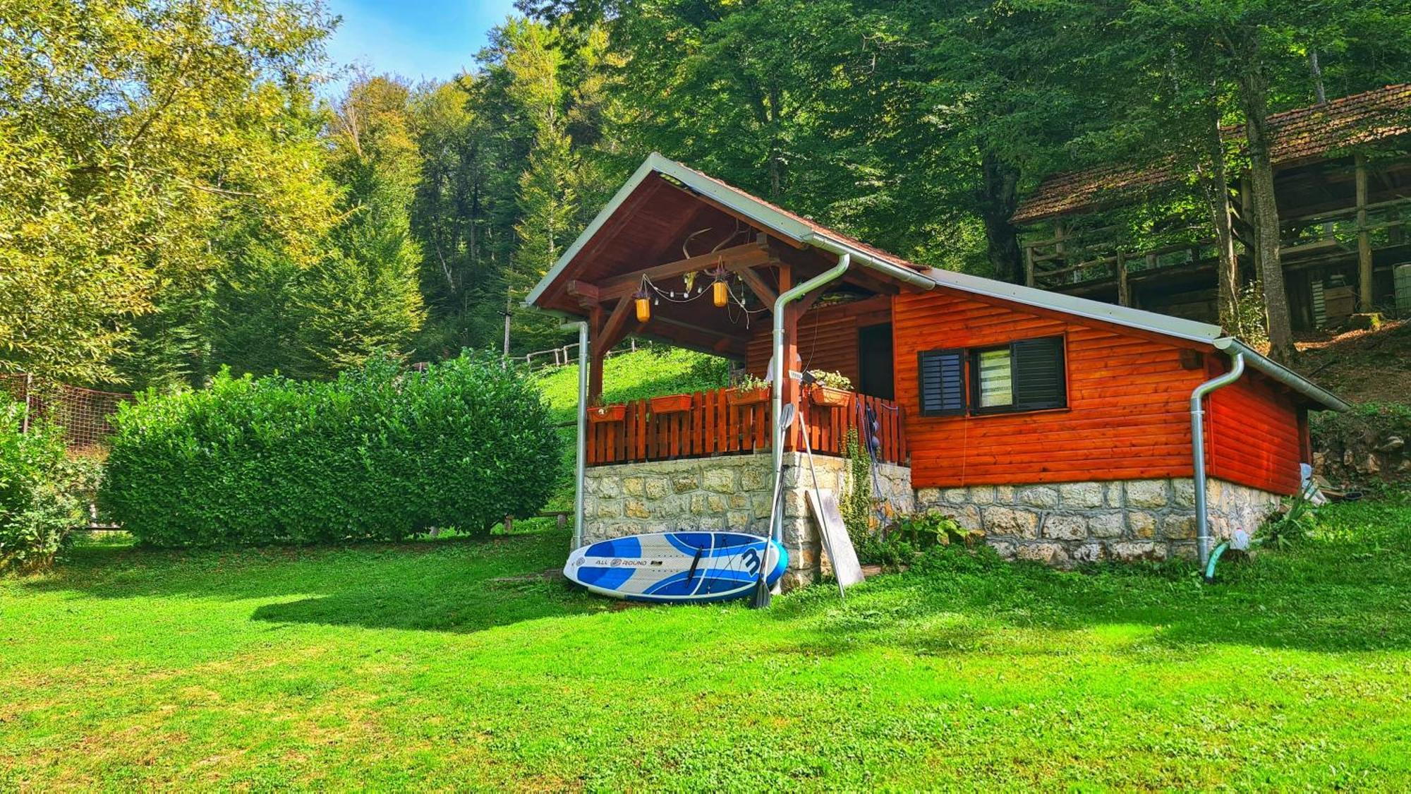 Holiday Home Radocaj スルニュ エクステリア 写真